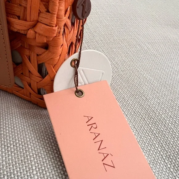 Aranaz Mini Charlie - Handmade Woven Handbag - Picture 3 of 6